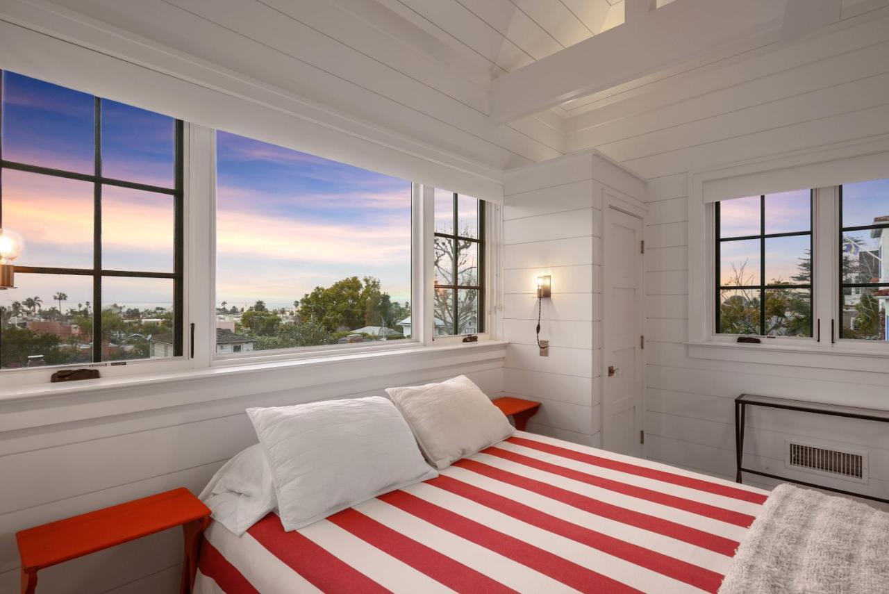Villa Cabrillo - Massive 7br La Jolla Estate *